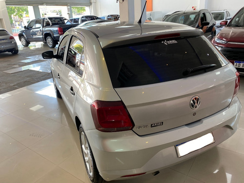 Imagen 4 de 7 de Volkswagen Gol Trend Gnc 2018