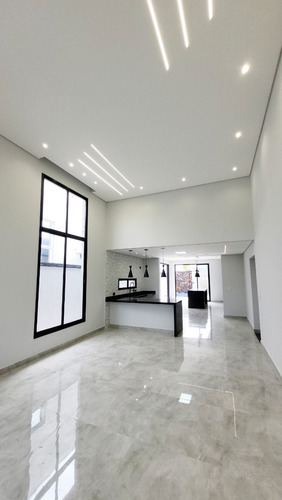 Casa No Condomínio Ouroville Para Venda, 3 Dorm. Com Suíte - Taubaté / Sp