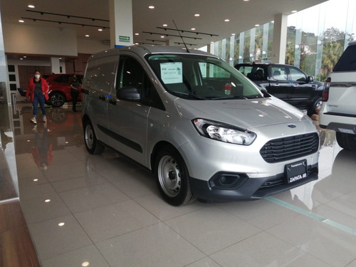 Imagen 2 de 14 de Ford Transit Courier 2021