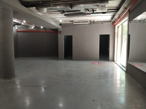 Excelente Local 421m2 En Ciudad Empresarial Diversos Usos