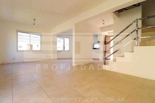 Duplex De 5 Ambientes A Estrenar En Tigre