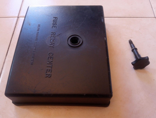 Tapa Caja De Fusibles Pontiac Grand Am Se 3.4 Aut 1999 (Usado)
