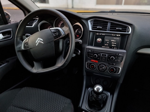 Imagen 9 de 21 de Citroen C4 Lounge S Edition 2016 Mr