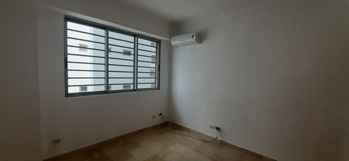 Imagen 10 de 20 de Apartamento En Alquiler En Naco Con Línea Blanca 2 Hab