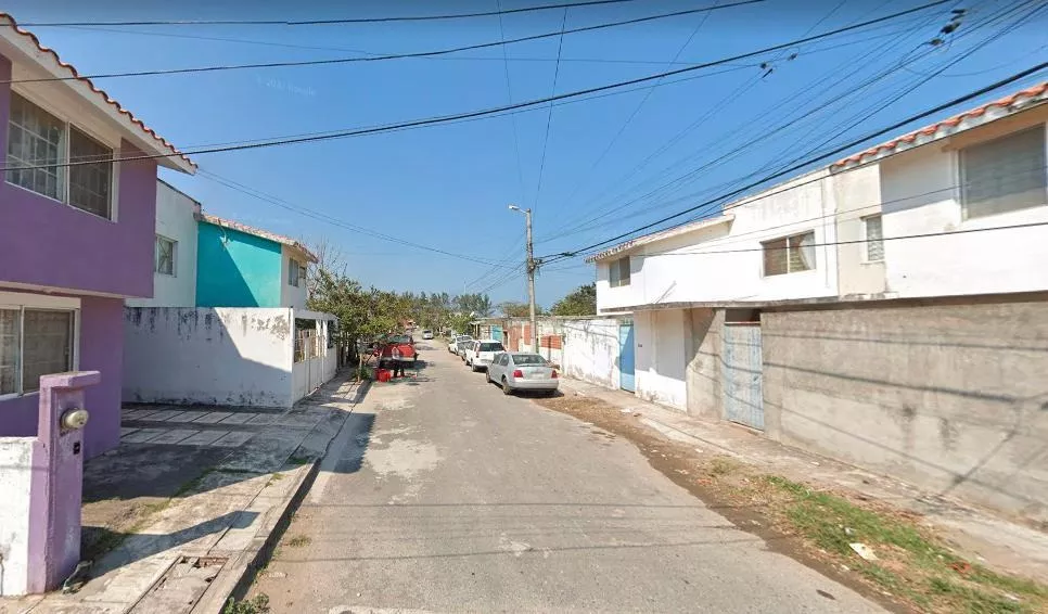 Calle Raquel Lavalle, Seccion Santa Teresita, Fraccionamiento Villa Rica, Veracruz, Veracruz