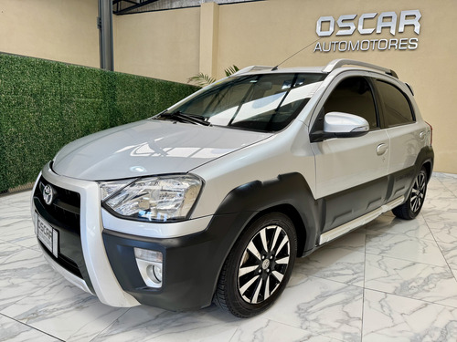 Toyota Etios 1.5 Cross