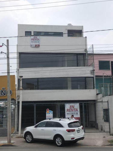 Edificio De Oficinas En Renta En El Periférico