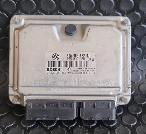 Computadora Ecu Jetta Beetle 2005-2006 2.0 06a906032rj Libre (Usado)