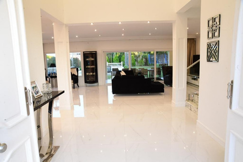 Imagen 12 de 30 de Casa En Venta En El Nacional Country Club-