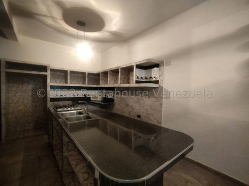 Imagen 12 de 24 de Amplia Casa Urb. San Antonio De Palo Negro 23-13073 Ejc 04243439046