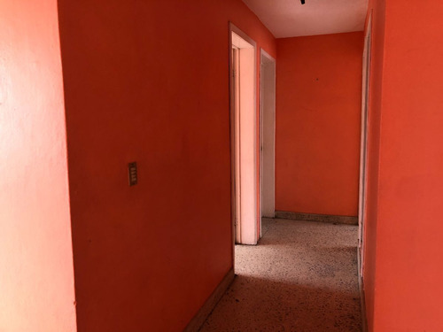 Edificio En Venta En Comitan Con Local Comercial Y Departamentos