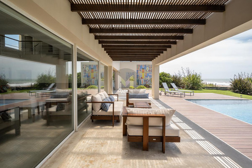 Casa En Venta 6 Ambientes Pinamar Norte