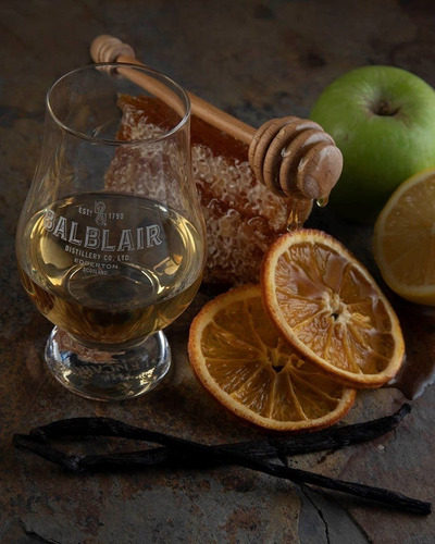 Imagen 5 de 8 de Whisky Balblair 12 Años Single Malt 750ml En Estuche
