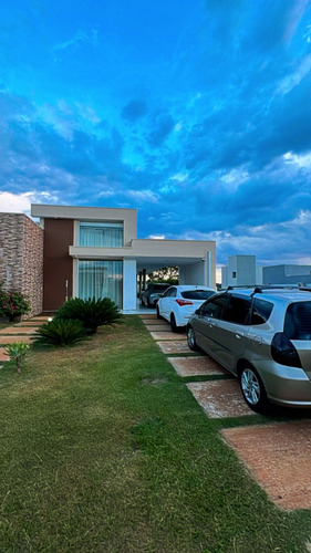 Aplicação De Insulfilm Automotivo E Arquitetônico
