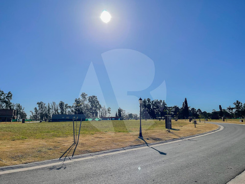 Lote En Venta En Barrio Santa Sofia, Pilar Del Este