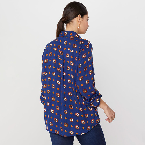 Imagen 2 de 4 de Blusa Manga Larga Cuello Camisero Estampado - Mujer Corona