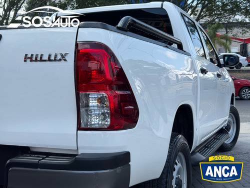 Toyota Hilux 2.7 Cabina Doble Mt