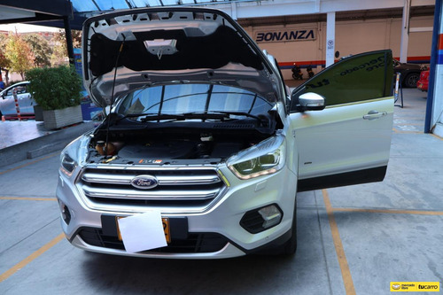 Ford Escape 2.0 Titanium