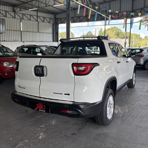 Fiat Toro Fiat Toro Freedom 1.8 AT6 4x2 (Flex)