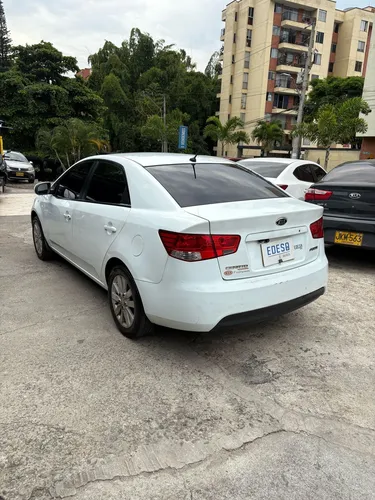 Kia Cerato Forte 2014