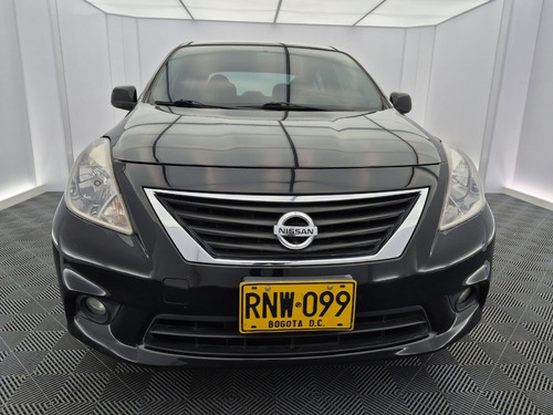 Nissan Versa 1.6 Advance