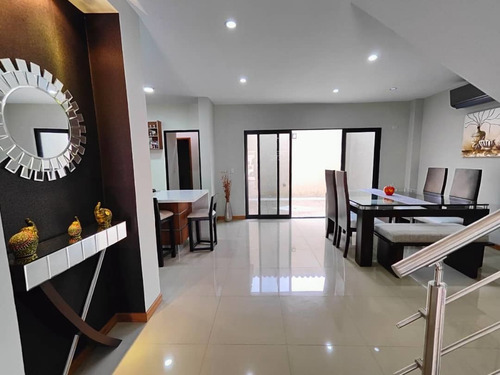 Imagen 14 de 21 de As Hermosa Casa En Urbanización Villa Eugenia As