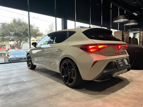 Cupra Leon 300Hp