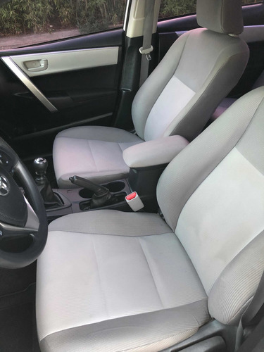 Toyota Corolla 2015 1.8 Xli Mt 140cv