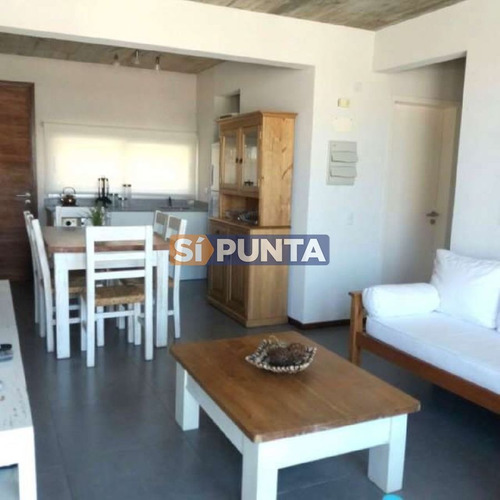 Imagen 2 de 7 de Apartamento En Manantiales 2 Dormitorios