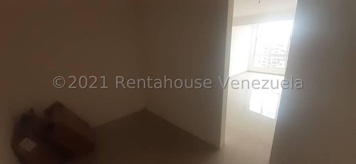 Hermoso Apartamento En Alquiler En El Este