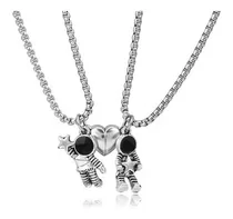 Comprar Collar Parejas Amistad Astronautas Imán Para Compartir 
