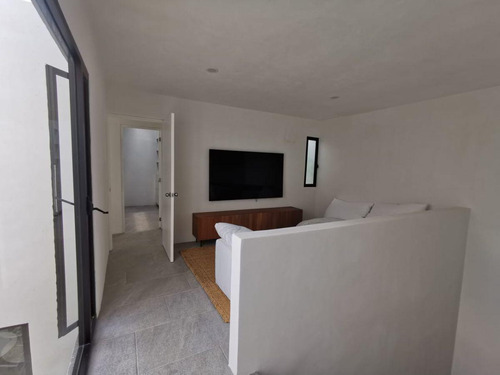 Casa En Venta Merida, Cholul En Privada, Modelo 220, A 4 Meses.