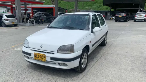 Renault Clio 1.4 S/a Con D/a Modelo 1998