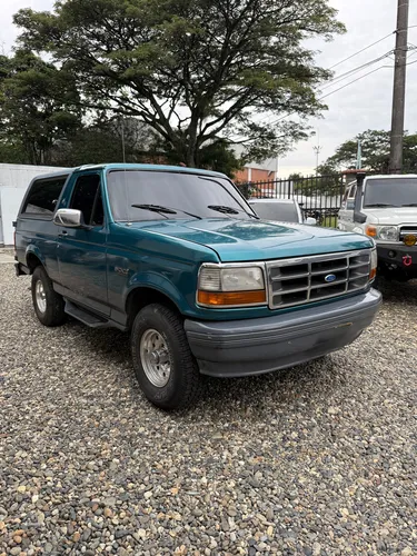 Ford Bronco 5.0 Xlt