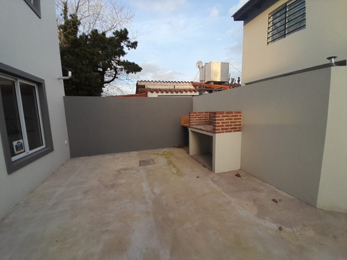 Venta Depto 2 Ambientes A Metros Del Mar Calle 70 Entre 1 Y 2 Mar Del Tuyu