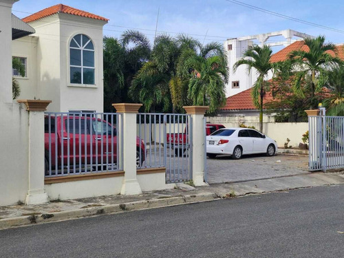 Venta De Apartamento 1er Nivel, Nagua