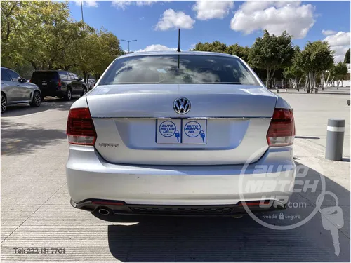 Volkswagen Vento 1.6 Confortline Mt