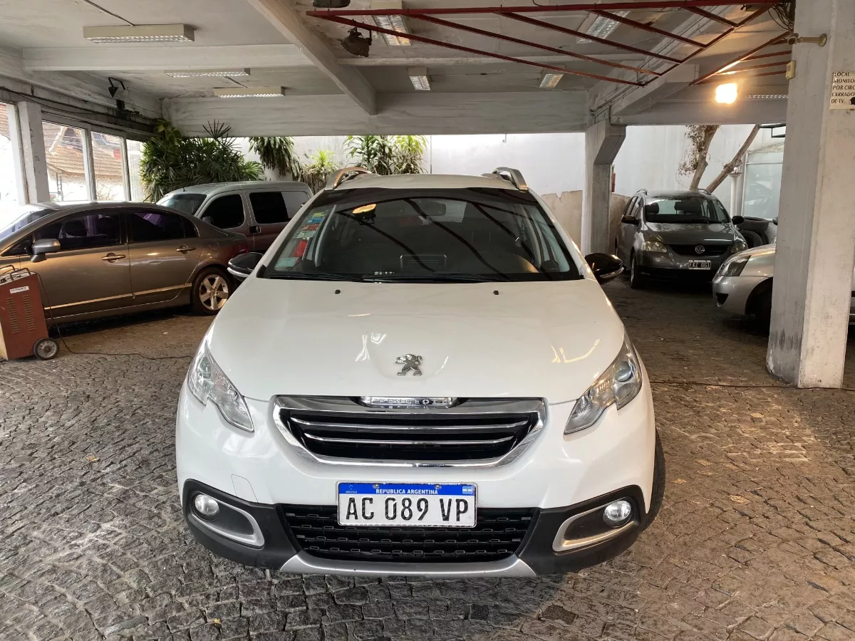 Peugeot 2008 1.6 Allure