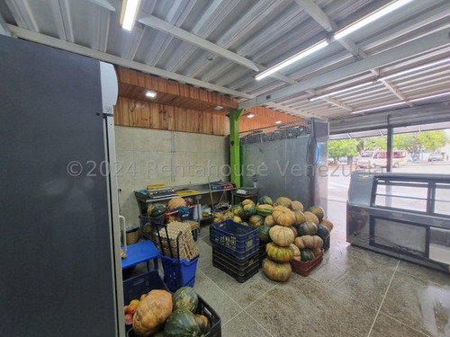 Maritza Lucena Alquila En Excelente Zona, Con Alto Trafico Y Visibilidad Te Traigo Este Local Comercial, Este De Barquisimeto, Planta Eléctrica, Ideal Para Negocio, Santa María, Vigilancia.