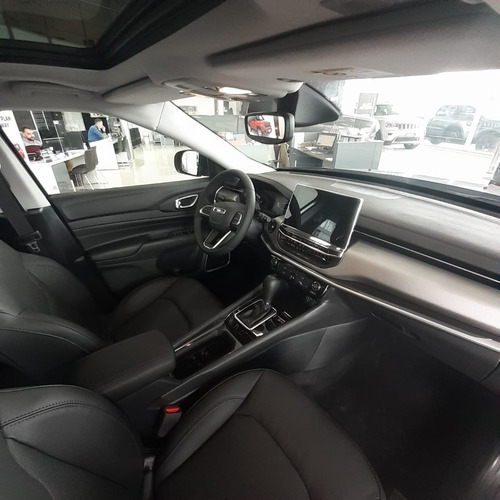 Imagen 9 de 25 de Jeep Compass T270