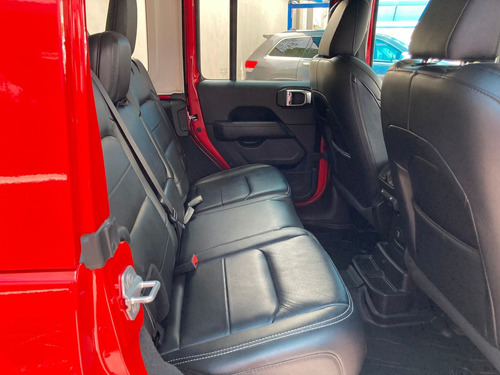 Imagen 10 de 12 de Jeep Wrangler 2019 3.6 V6 Unlimited Sahara 4x4 At