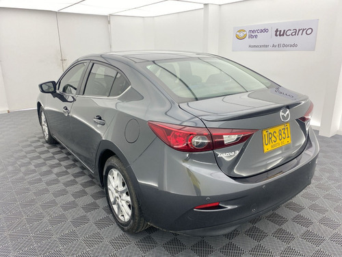 Imagen 5 de 25 de Mazda 3 Touring 2.0