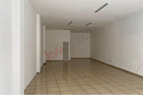 ¡renta De Local Comercial Con Excelente Ubicación En El Centro!