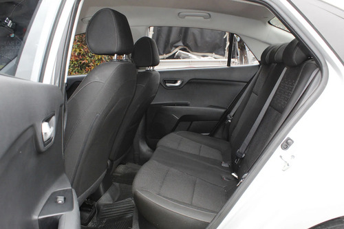 Kia Rio 1.4 Vibrant At