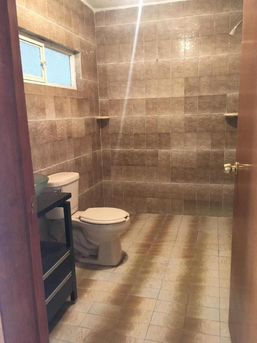 Imagen 9 de 20 de Casa En Renta En León, Moderno León, Gto.oficinas O Consultorios Puede Ser Con Jardin De 160m2