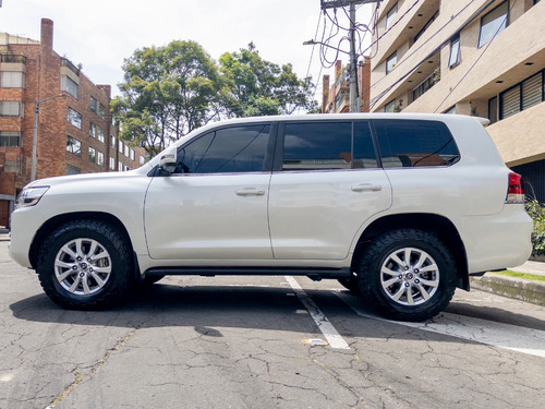 Toyota Land Cruiser 4.5 Imperial Fl Lc200 Diésel