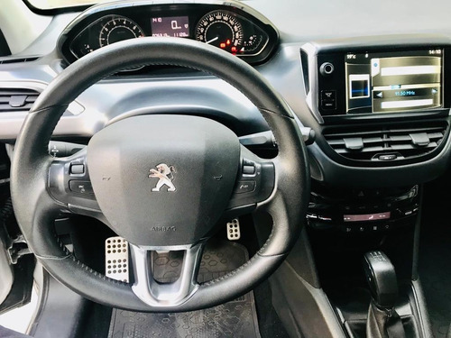 Imagen 6 de 8 de Peugeot 208