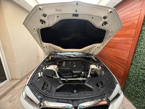 BMW Serie 5 3.0 530ia Sportline