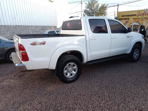 Toyota Hilux 3.0 Cd Sr 171cv 4x4 - C3 2015