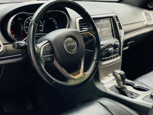 Imagen 6 de 8 de 2018 Jeep Grand Cherokee Limited Lujo V8